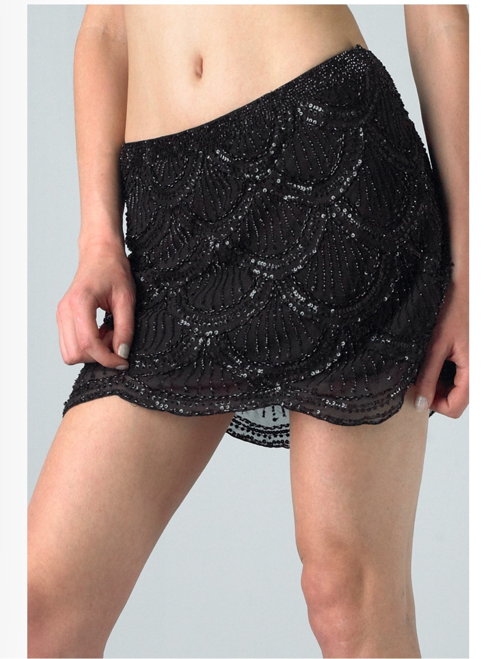 BASIX BLACK LABEL Scalloped Motic Sequin Black Mini Skirt Size 2
